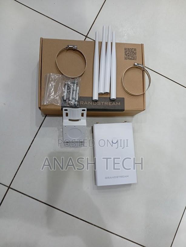 Grand Stream Gwn7630lr Wireless Access Point for Schools Campuses