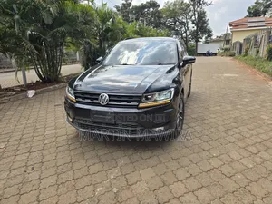 Volkswagen Tiguan 2017 Black