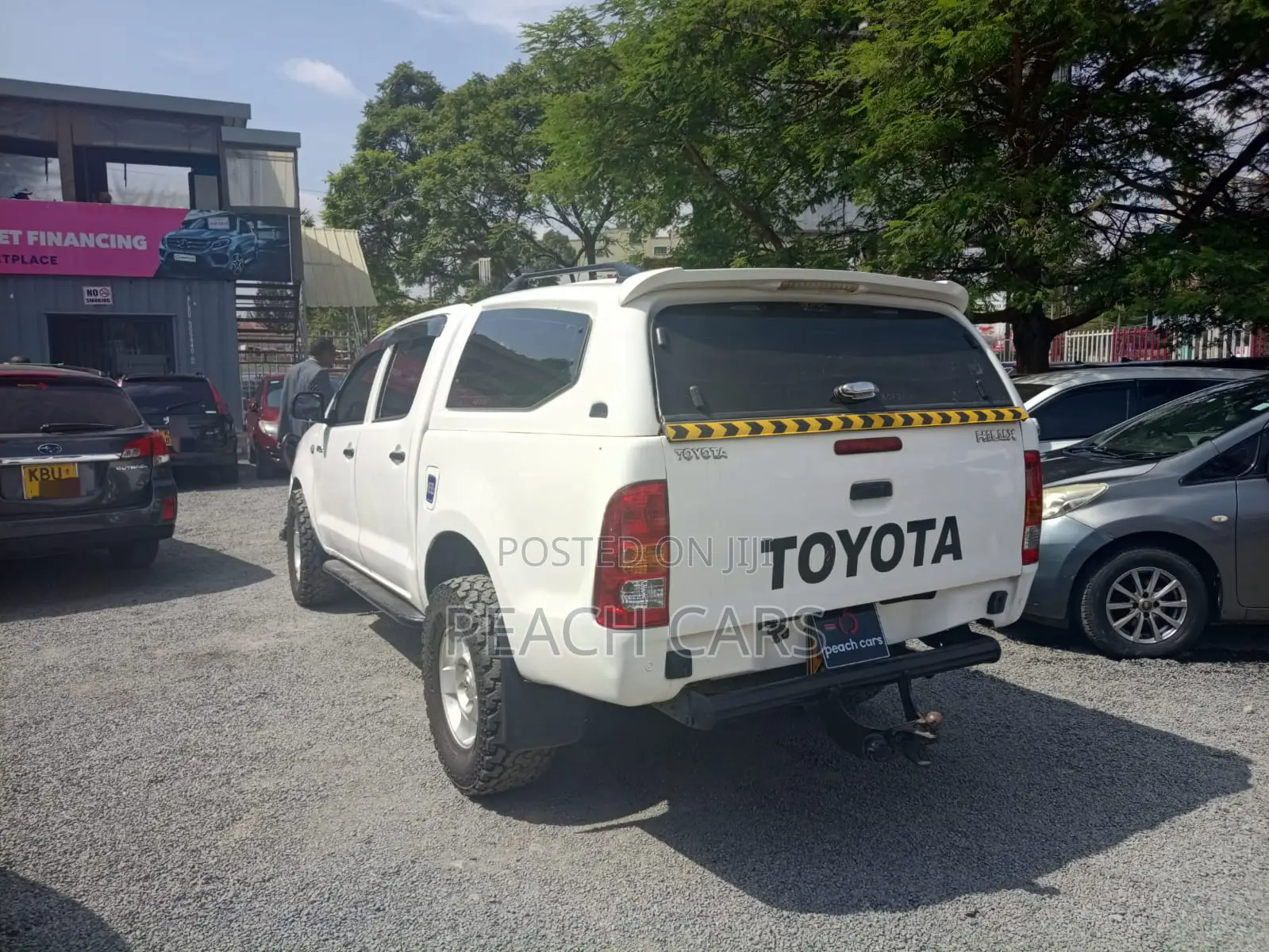 Toyota Hilux 2009 White