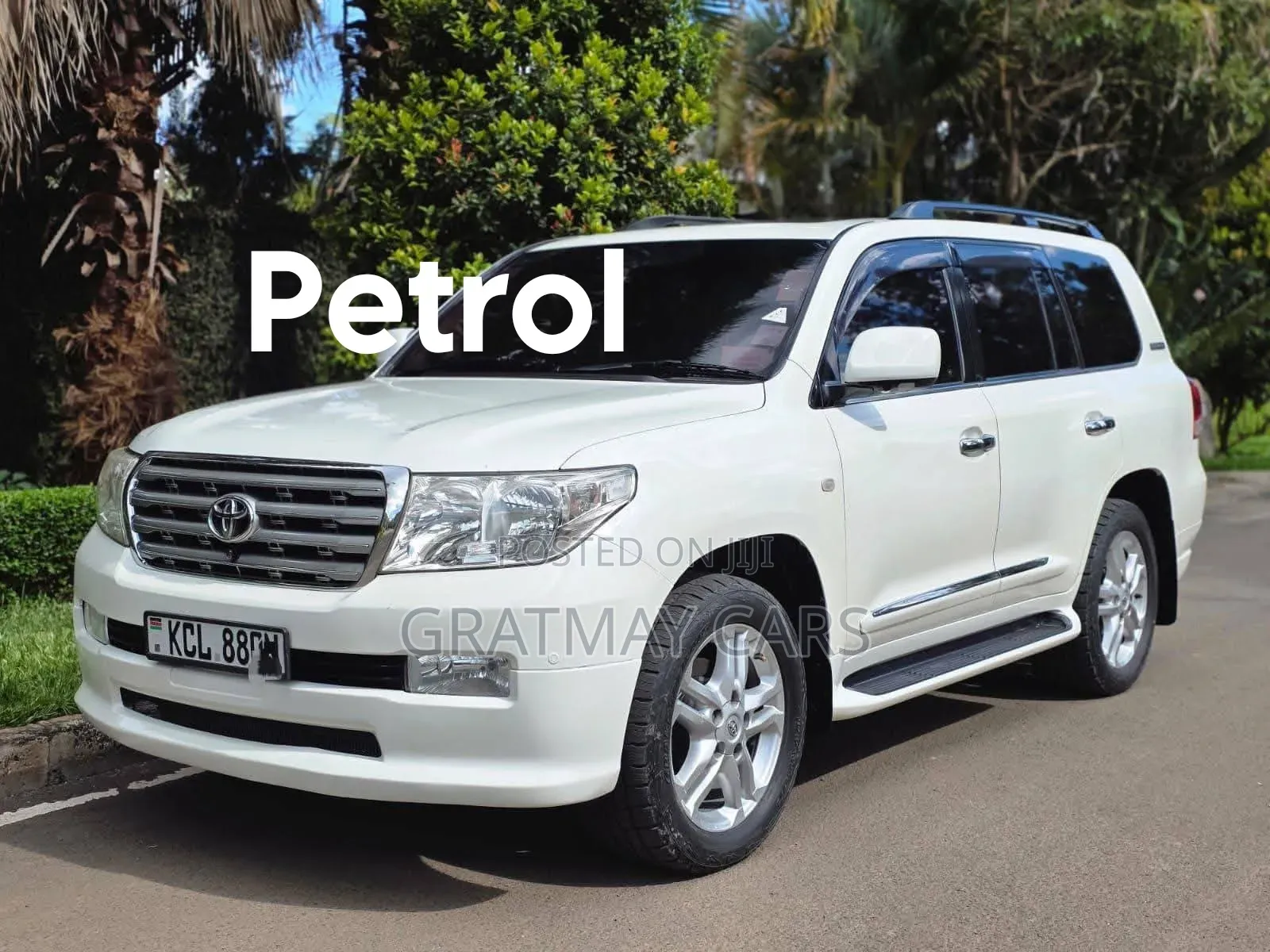 Toyota Land Cruiser 2010 White