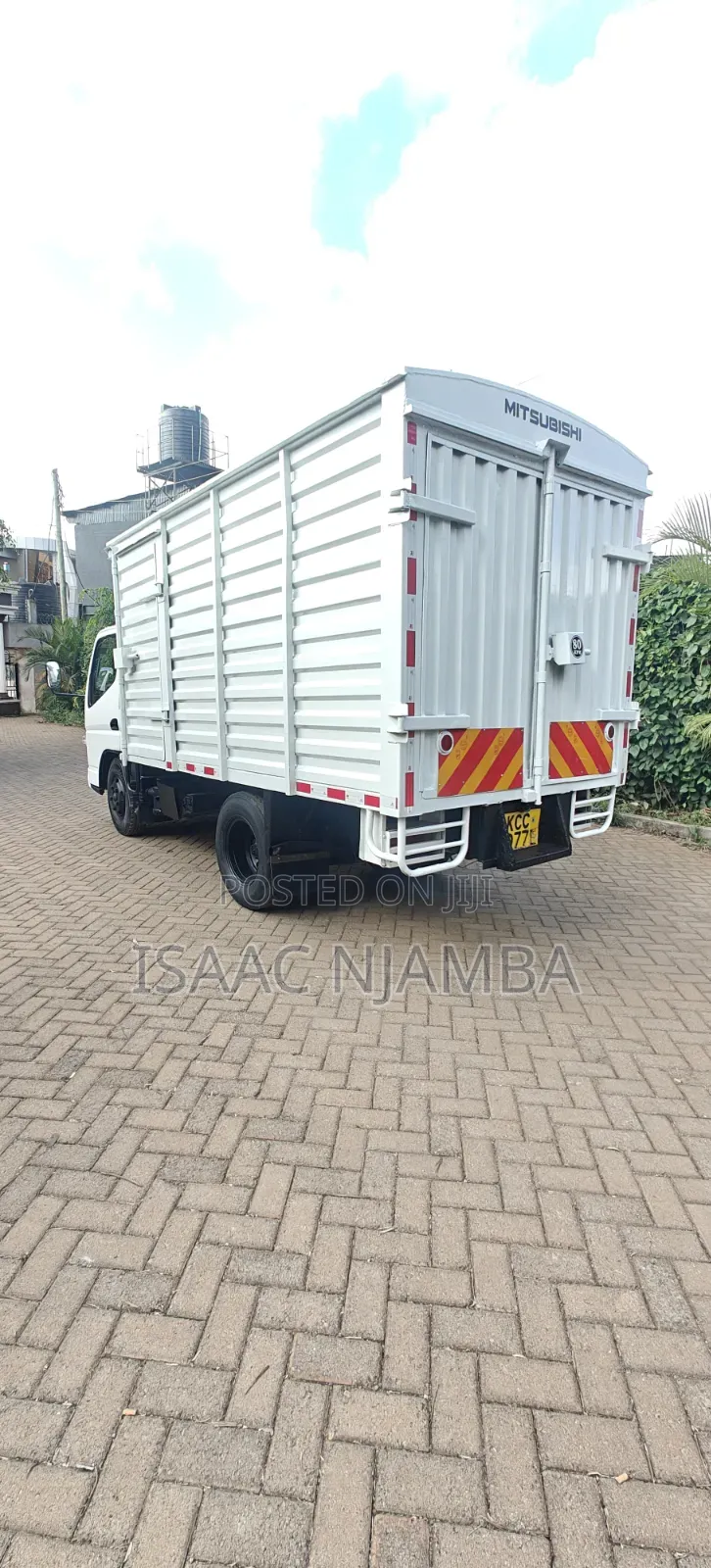 Mitsubishi Canter 2015 White