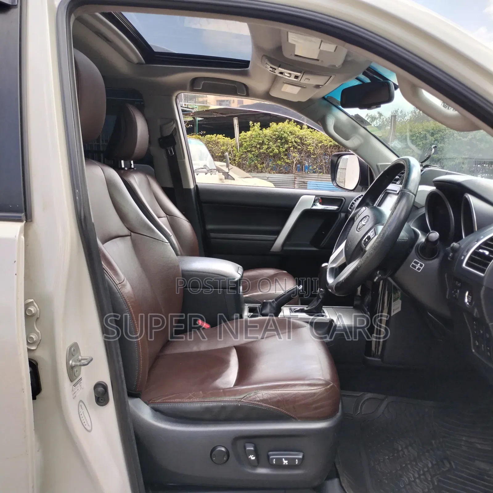Toyota Land Cruiser Prado 2016 White