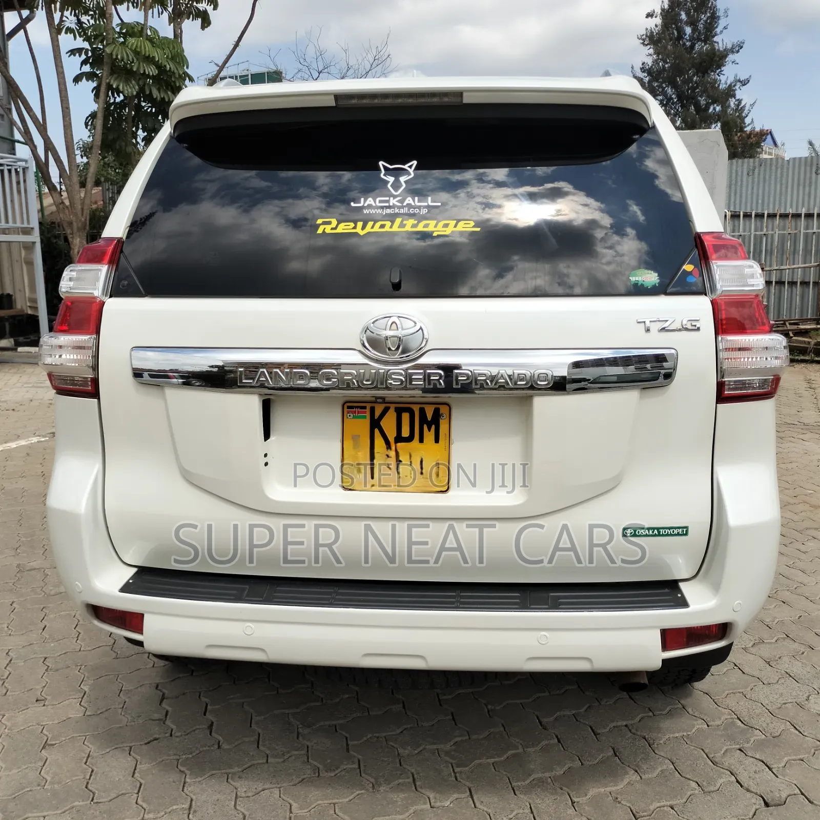 Toyota Land Cruiser Prado 2016 White