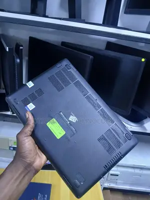 Laptop Dell Latitude 5401 8GB Intel Core i5 SSD 256GB