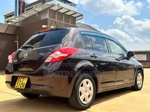 Nissan Tiida 2012 Maroon