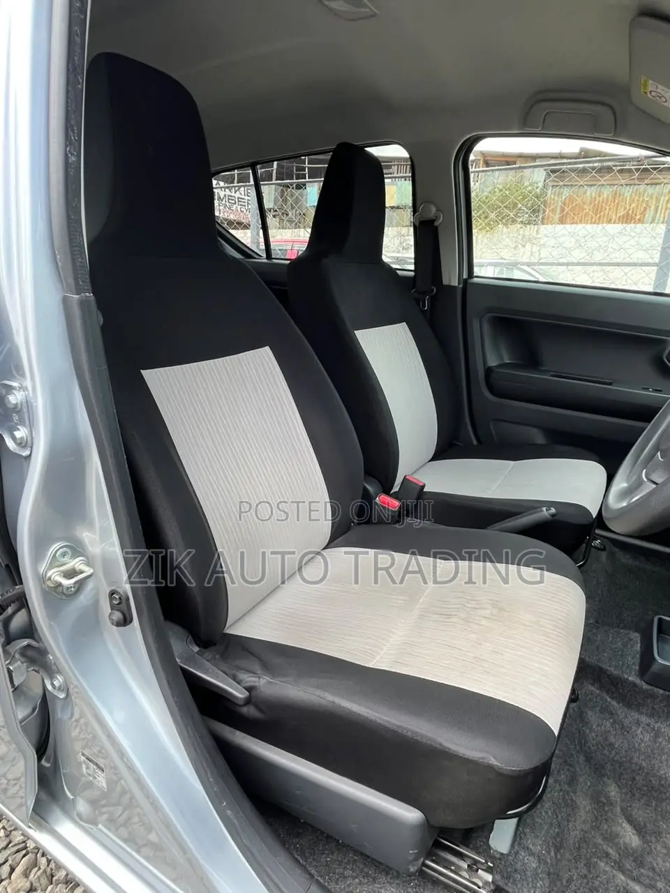 Daihatsu Mira 2019 Gray