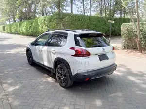 Peugeot 2008 2020 White