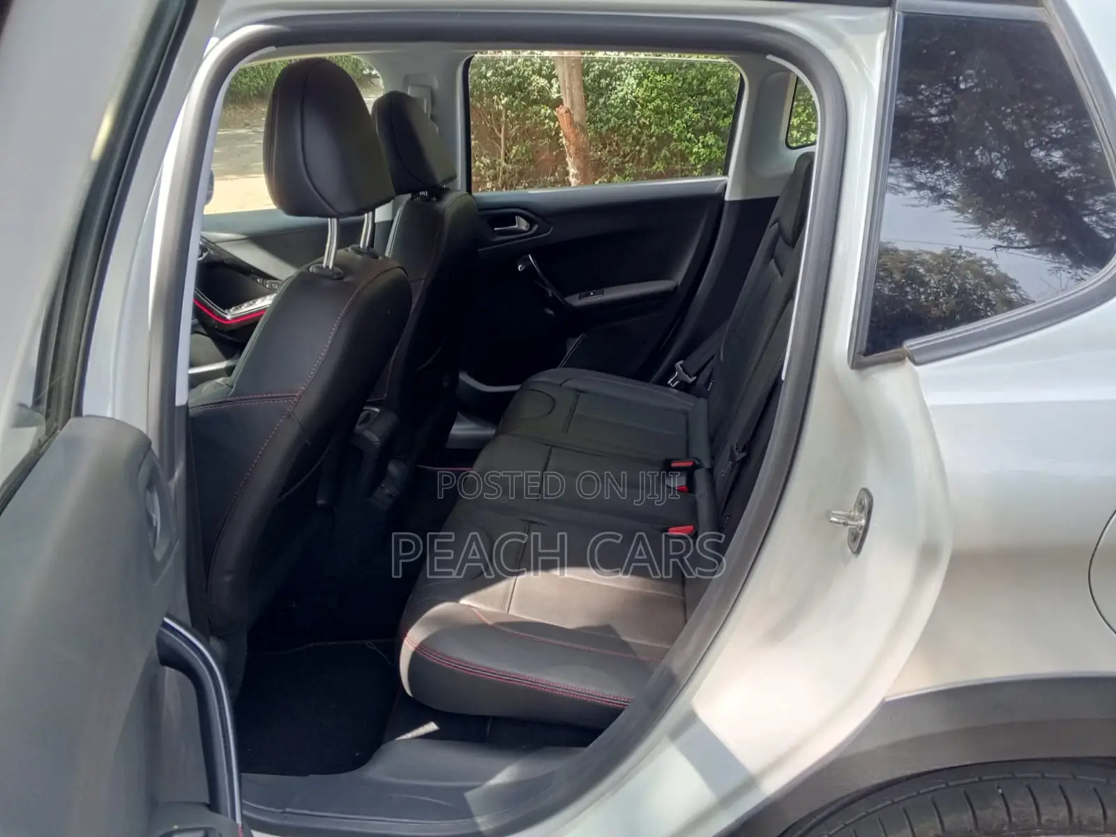 Peugeot 2008 2020 White