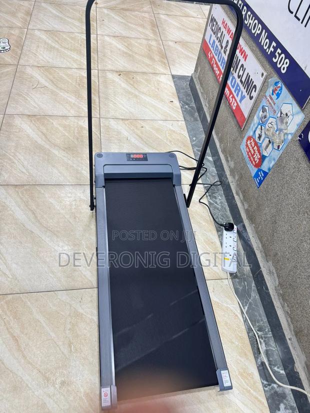 Restocked 
Foldable Walking Pad Treadmill With Incline