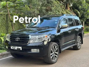Toyota Land Cruiser 2010 Black