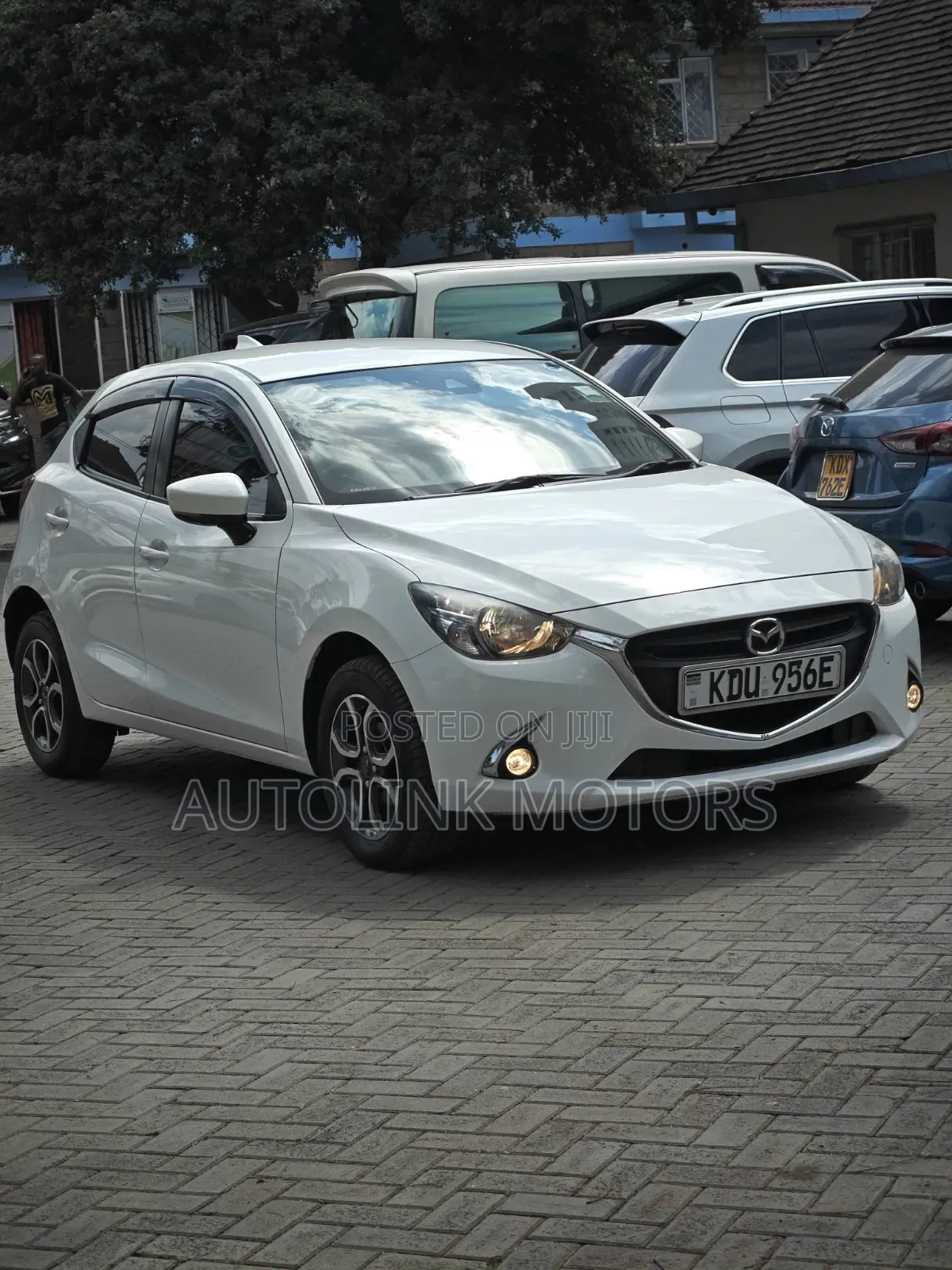 Mazda Demio 2018 White