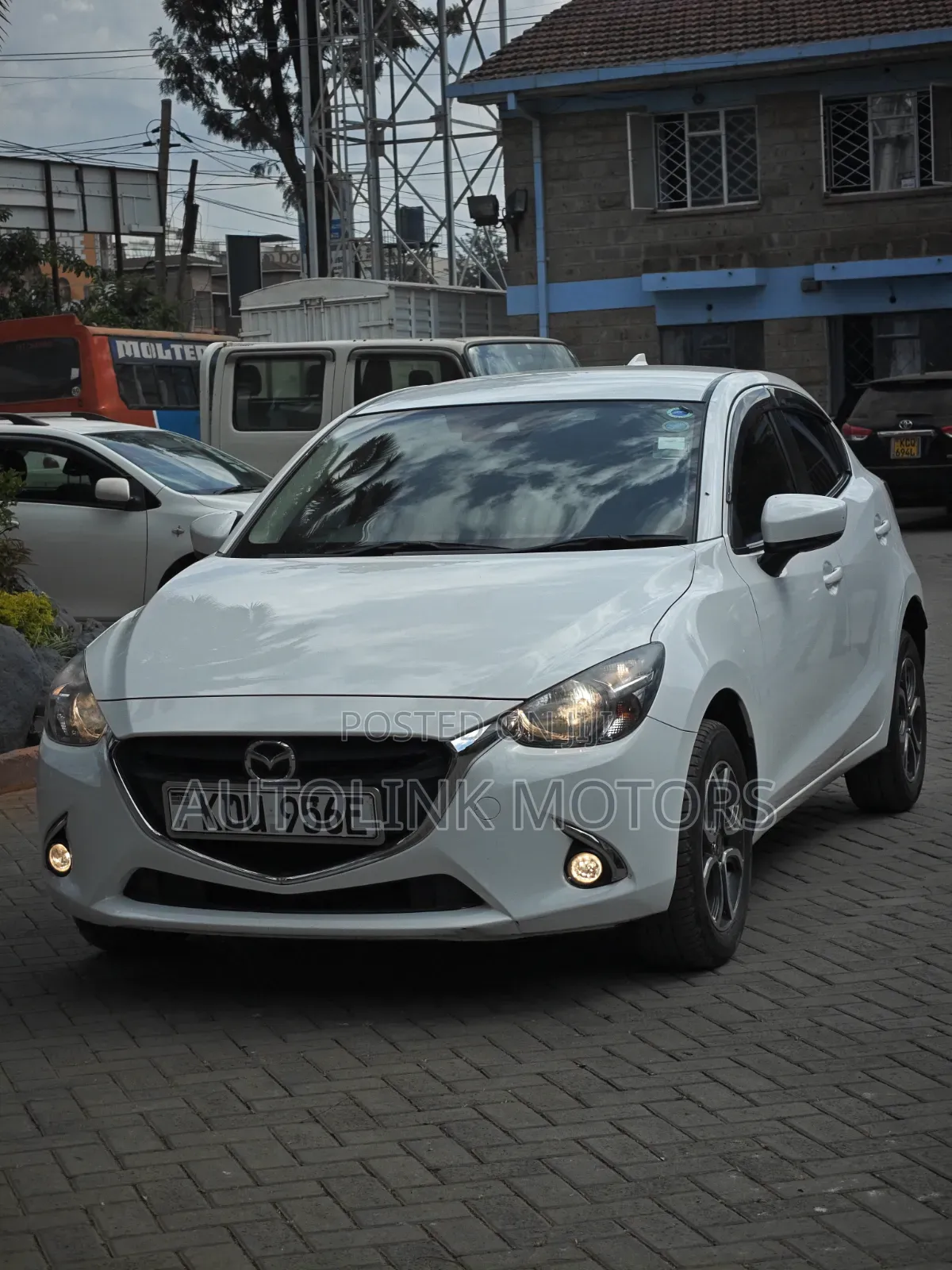 Mazda Demio 2018 White