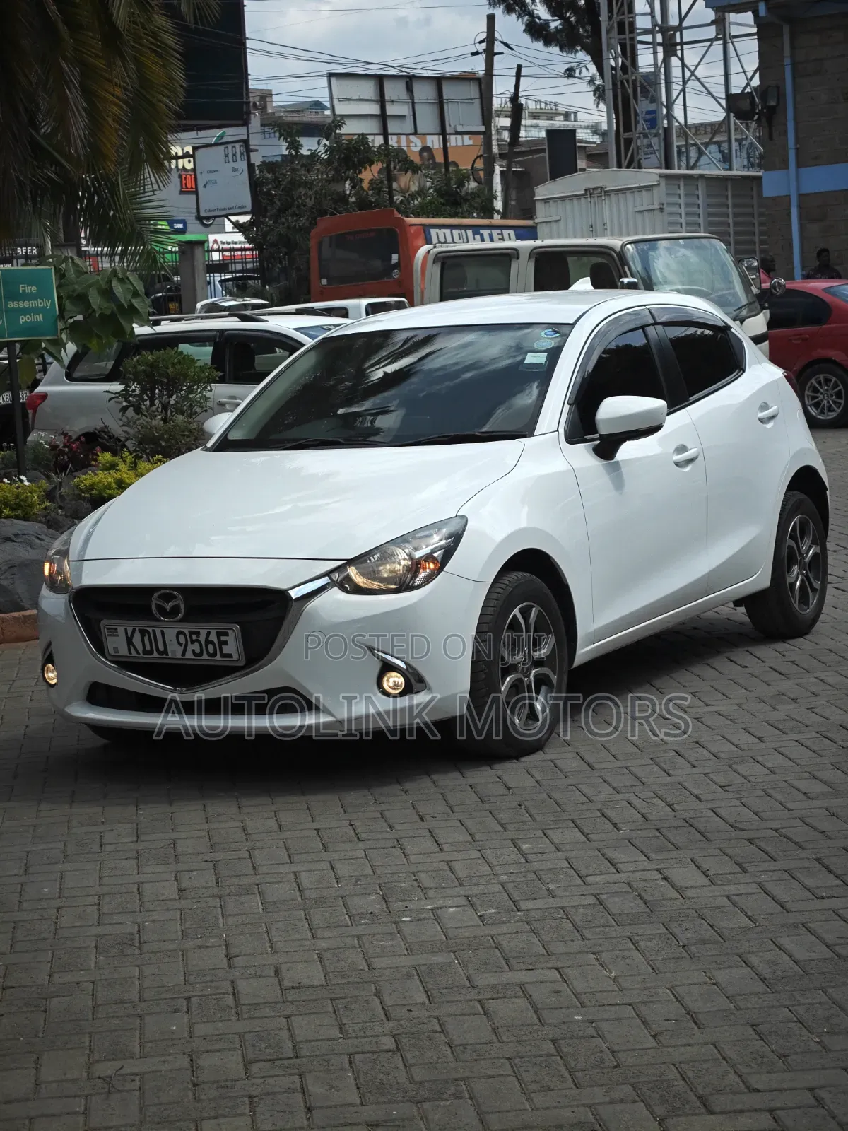 Mazda Demio 2018 White
