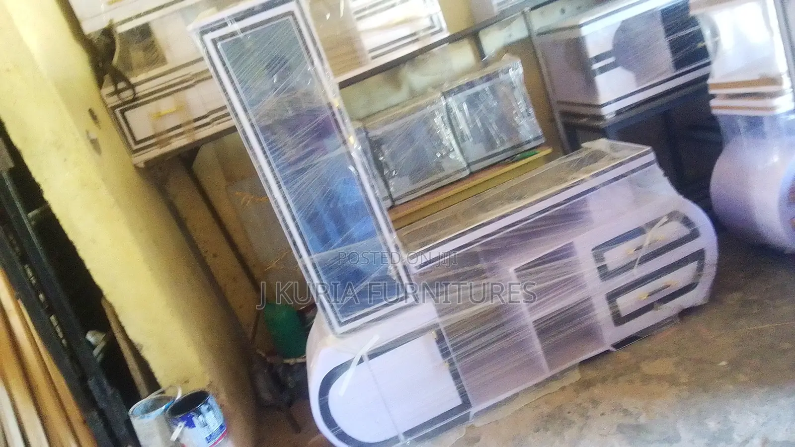 White Marble Tv Stand