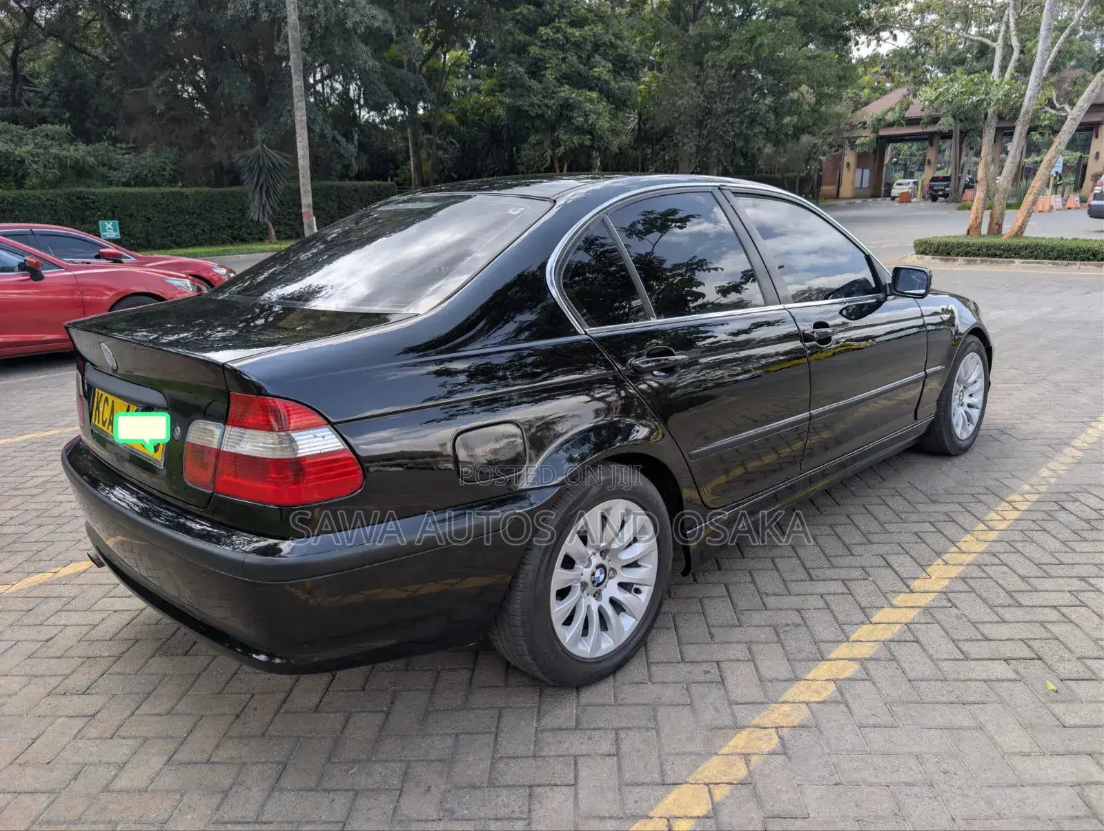 BMW 320i 2007 Black