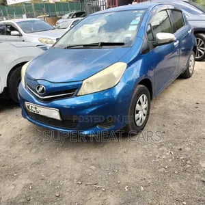 Toyota Vitz 2011 Blue