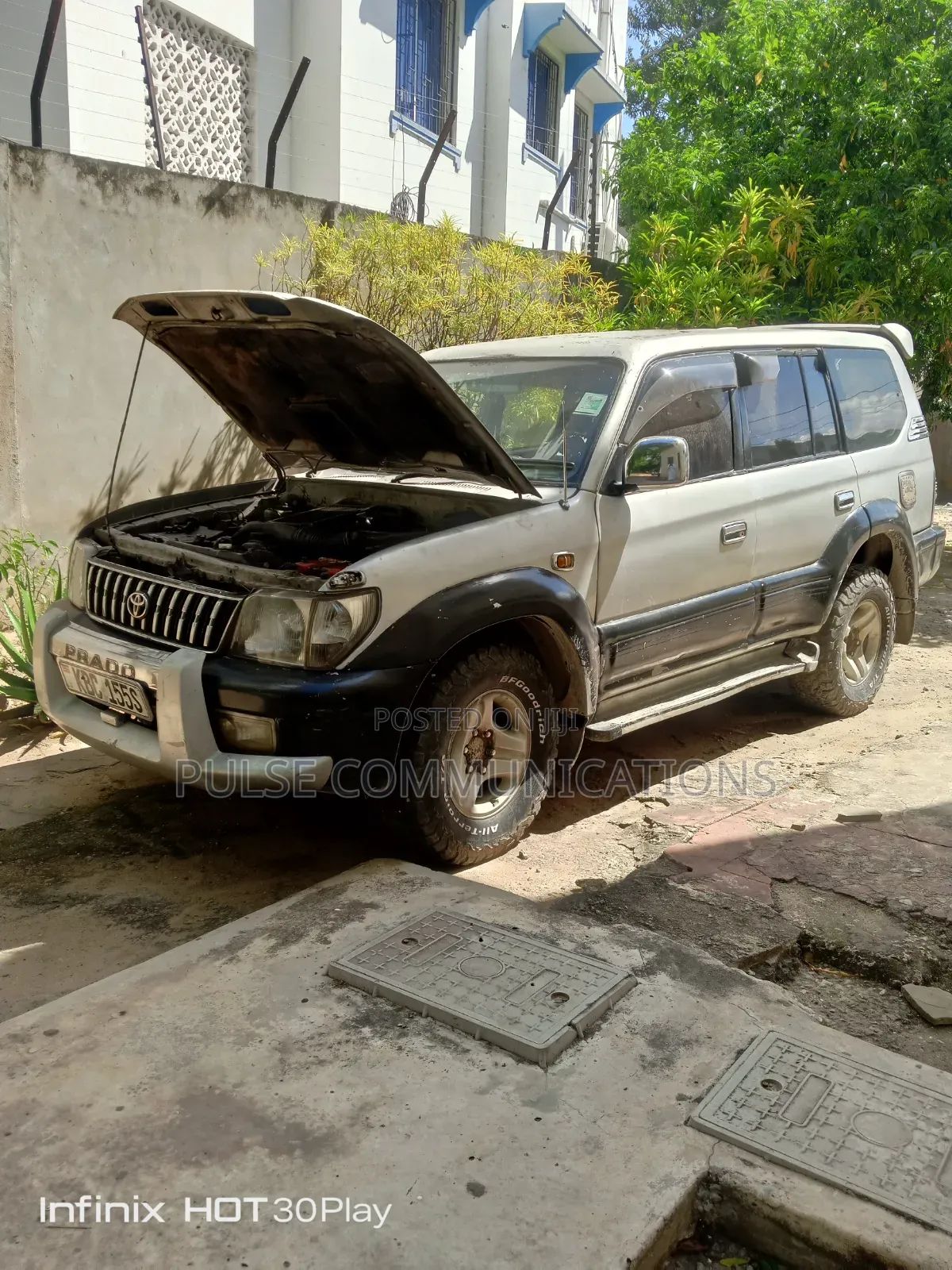 Toyota Land Cruiser Prado 2011 Silver