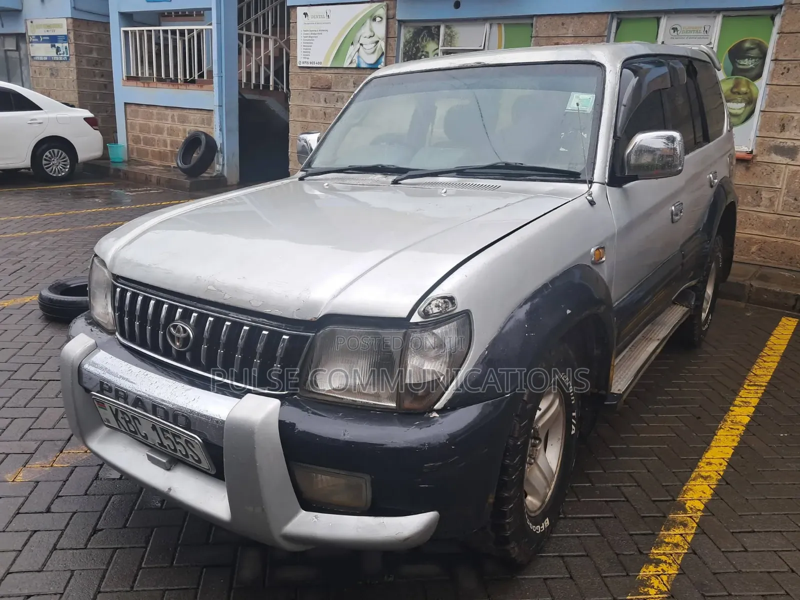 Toyota Land Cruiser Prado 2011 Silver