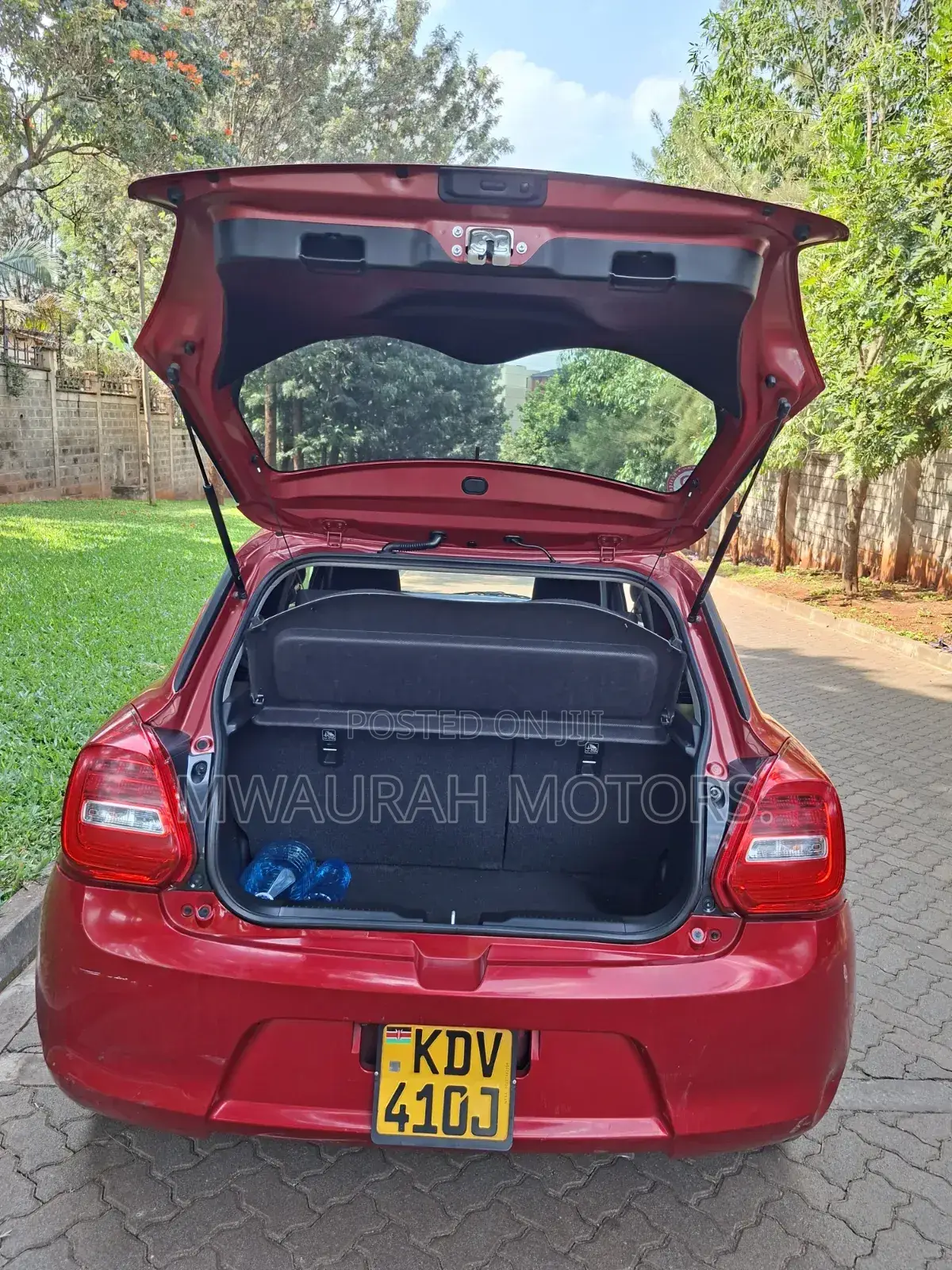 Suzuki Swift 2019 Red