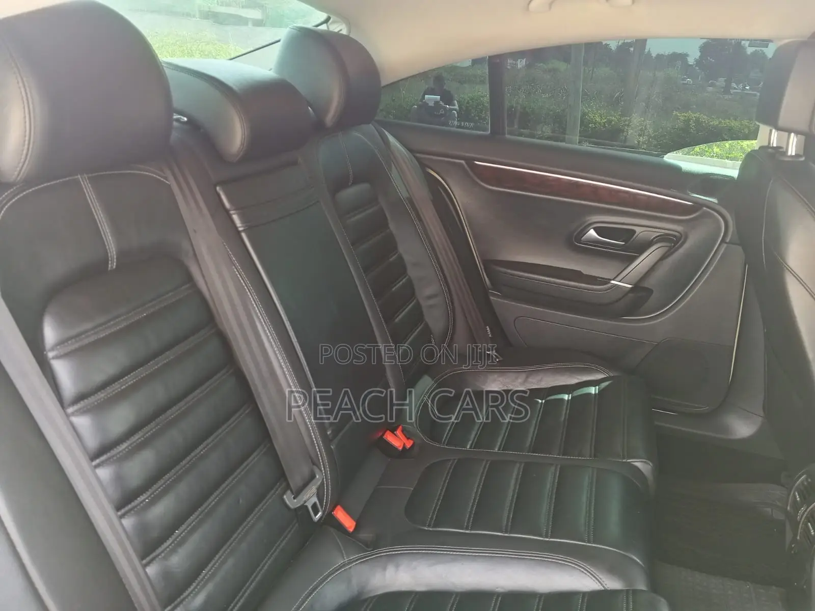 Volkswagen Passat S 2013 White