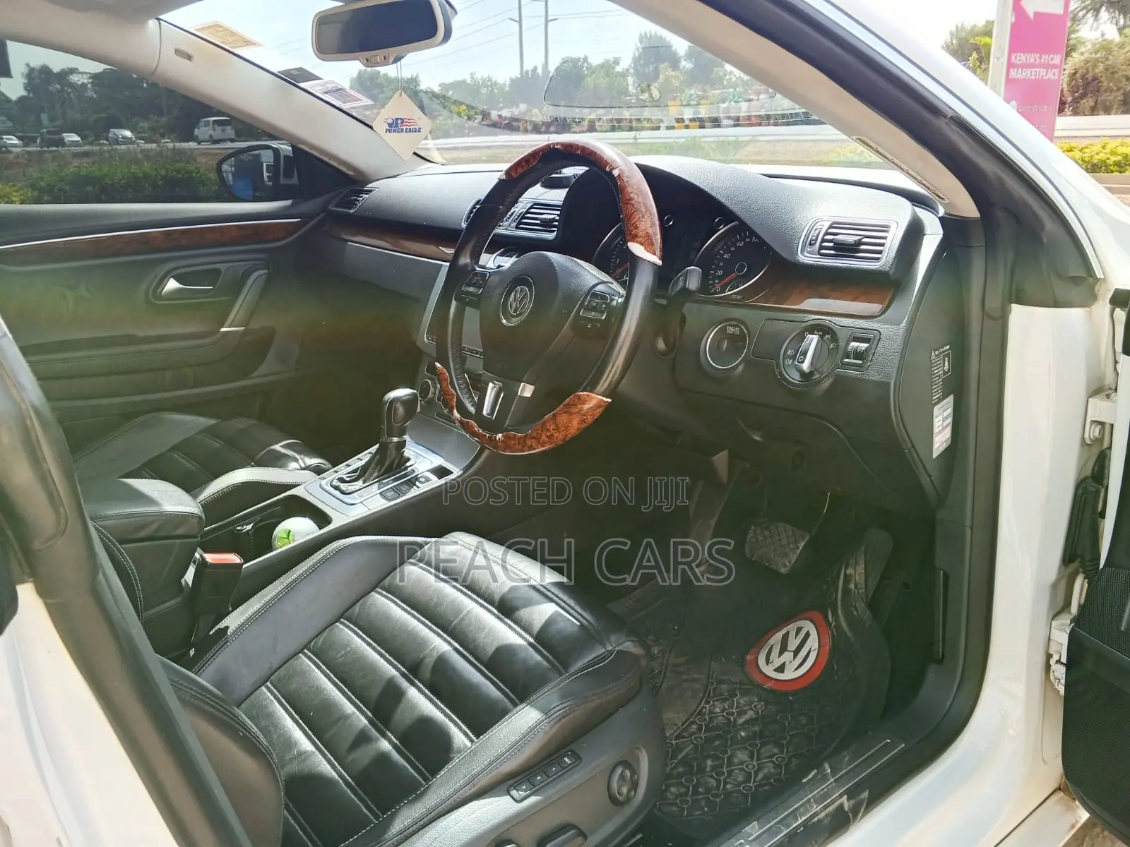 Volkswagen Passat S 2013 White