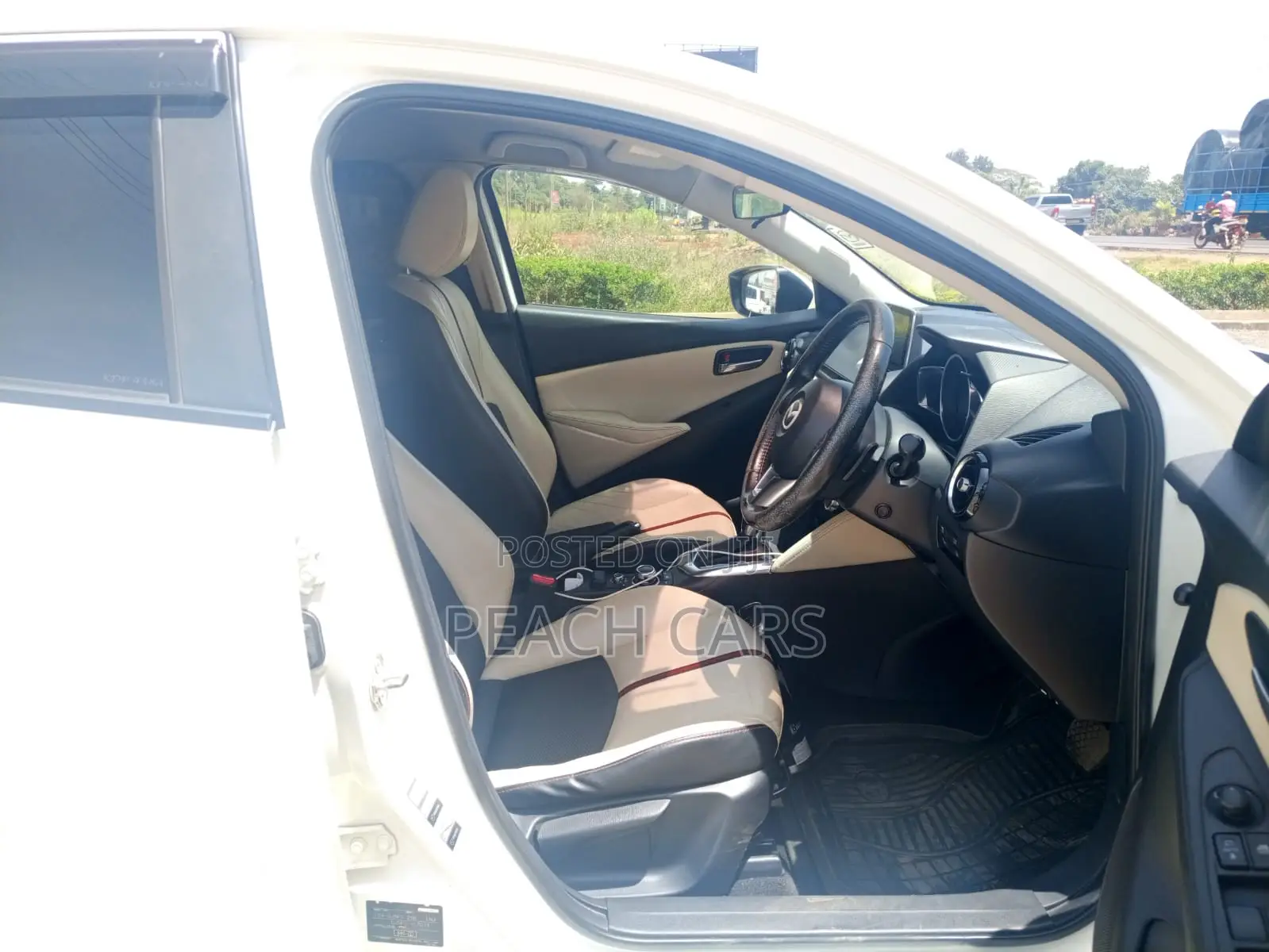 Mazda Demio 2016 White