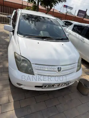 Toyota IST 2008 White
