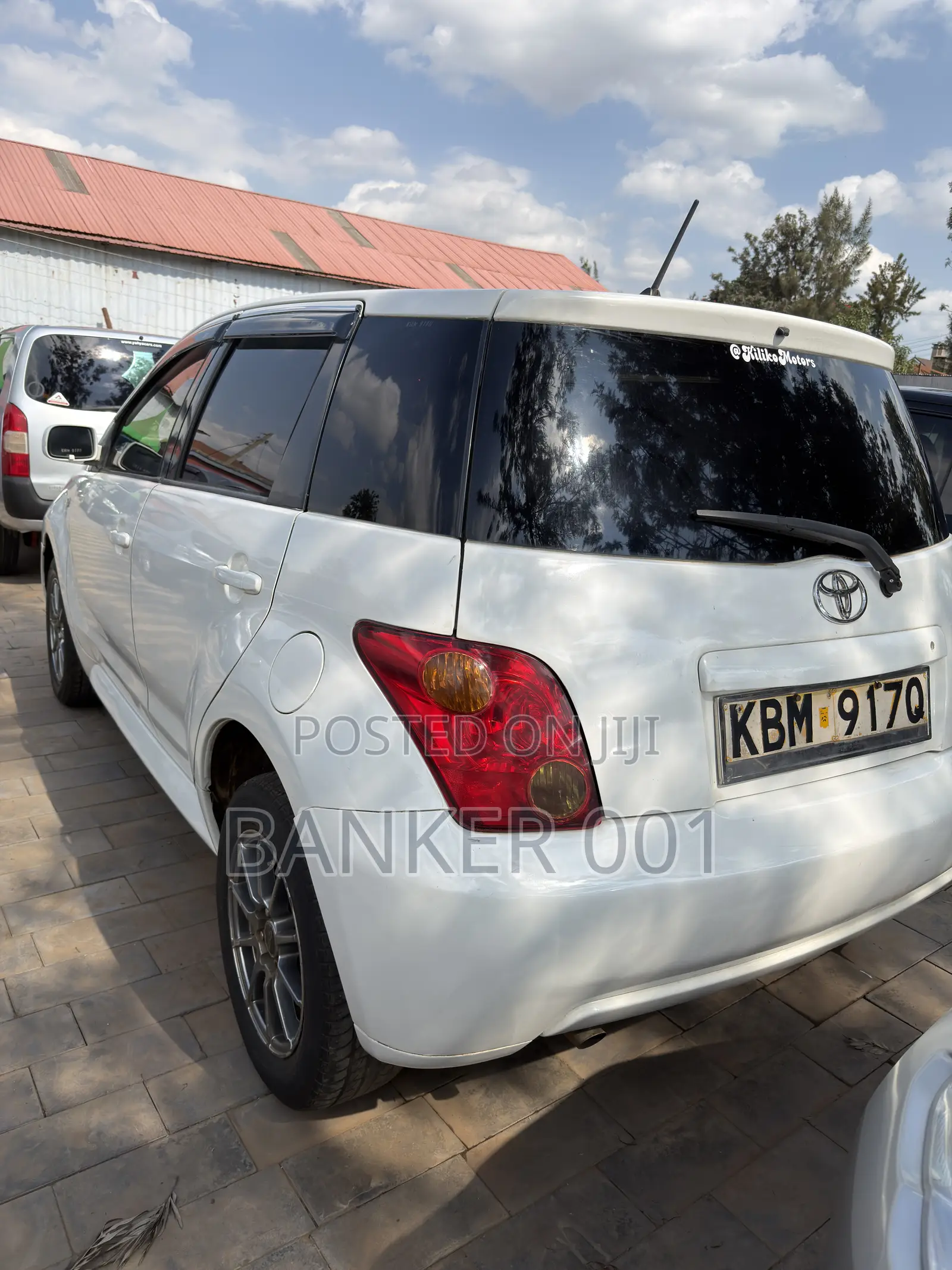 Toyota IST 2008 White