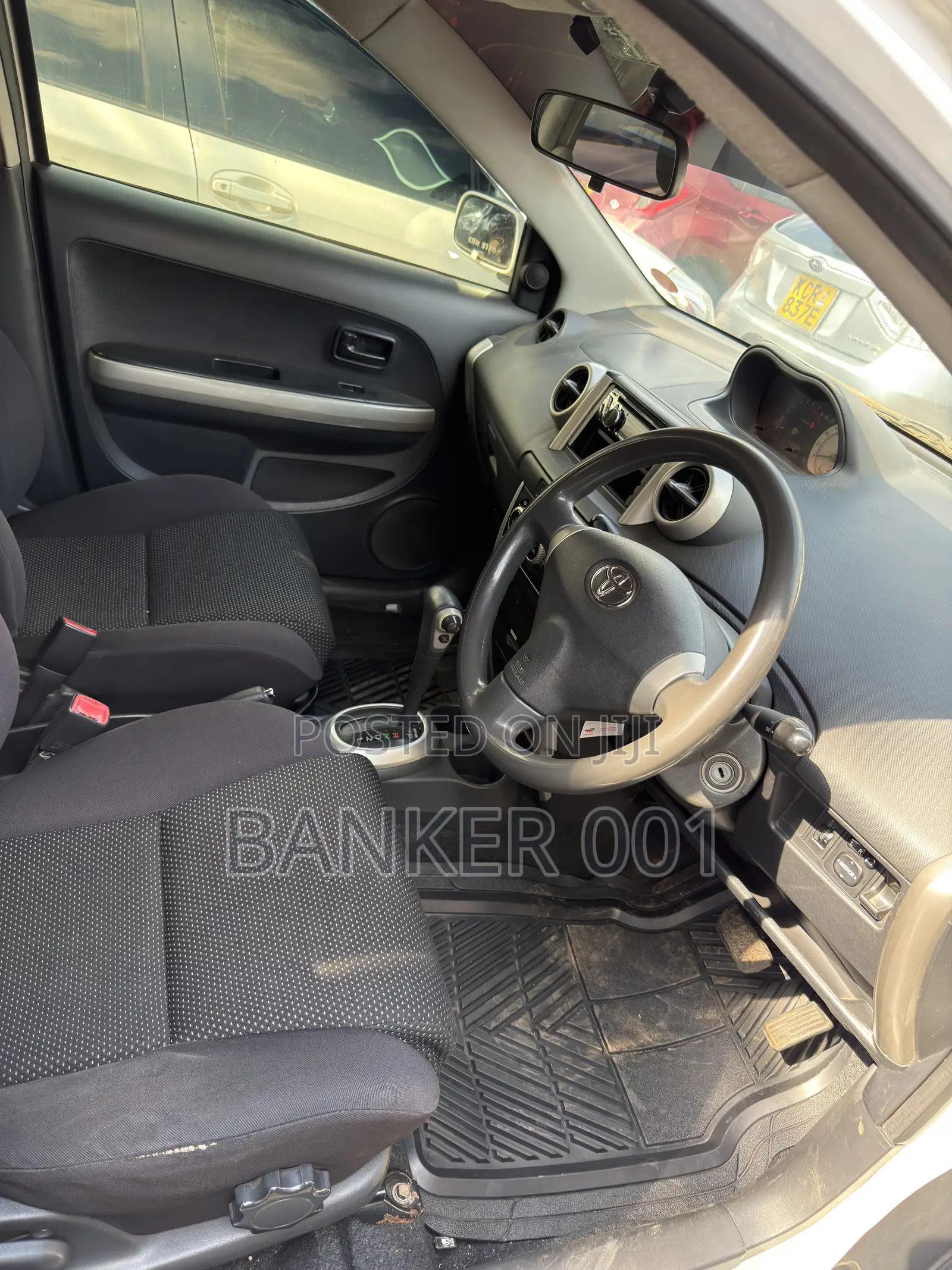 Toyota IST 2008 White