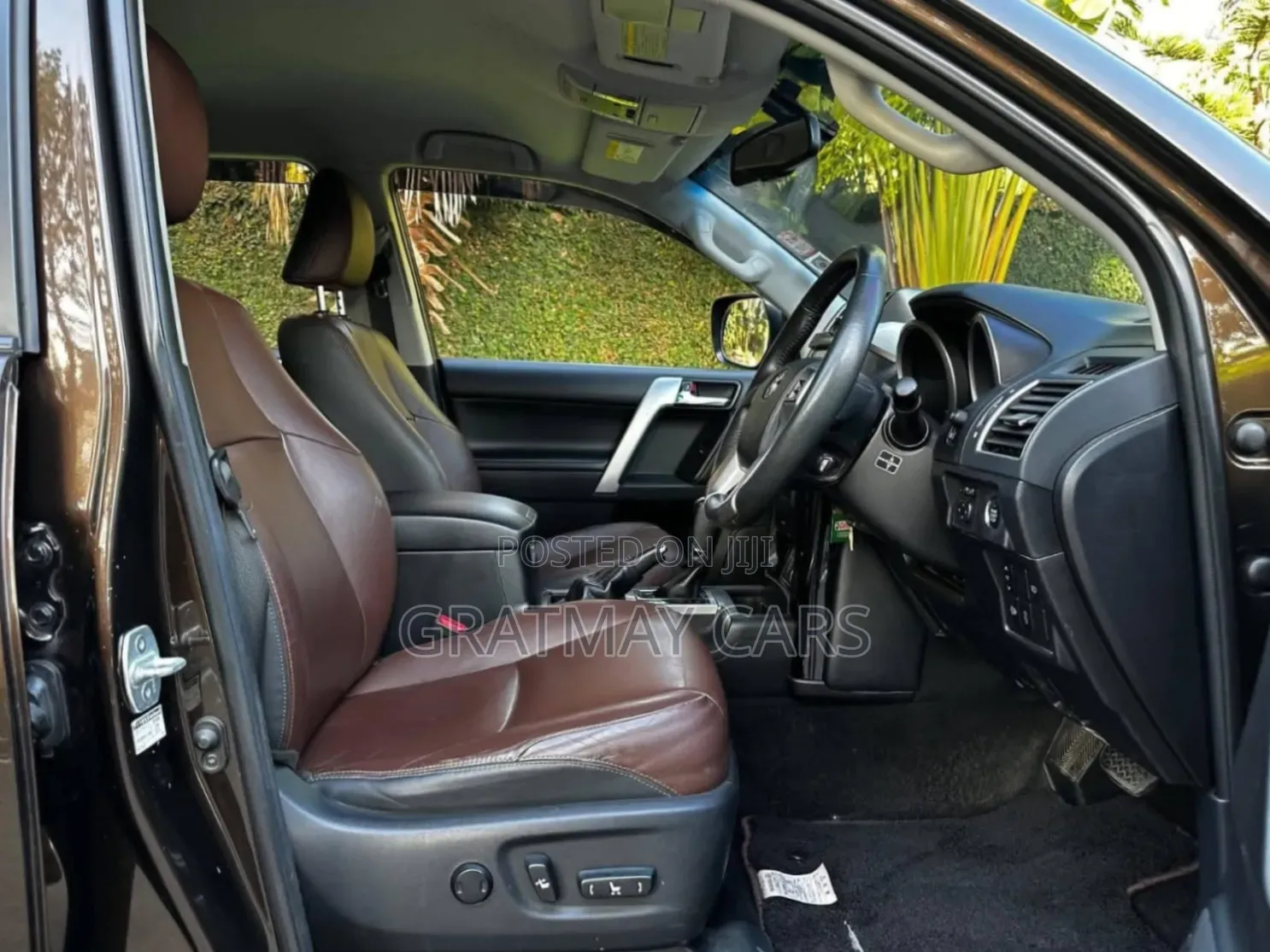 Toyota Land Cruiser Prado 2017 Brown