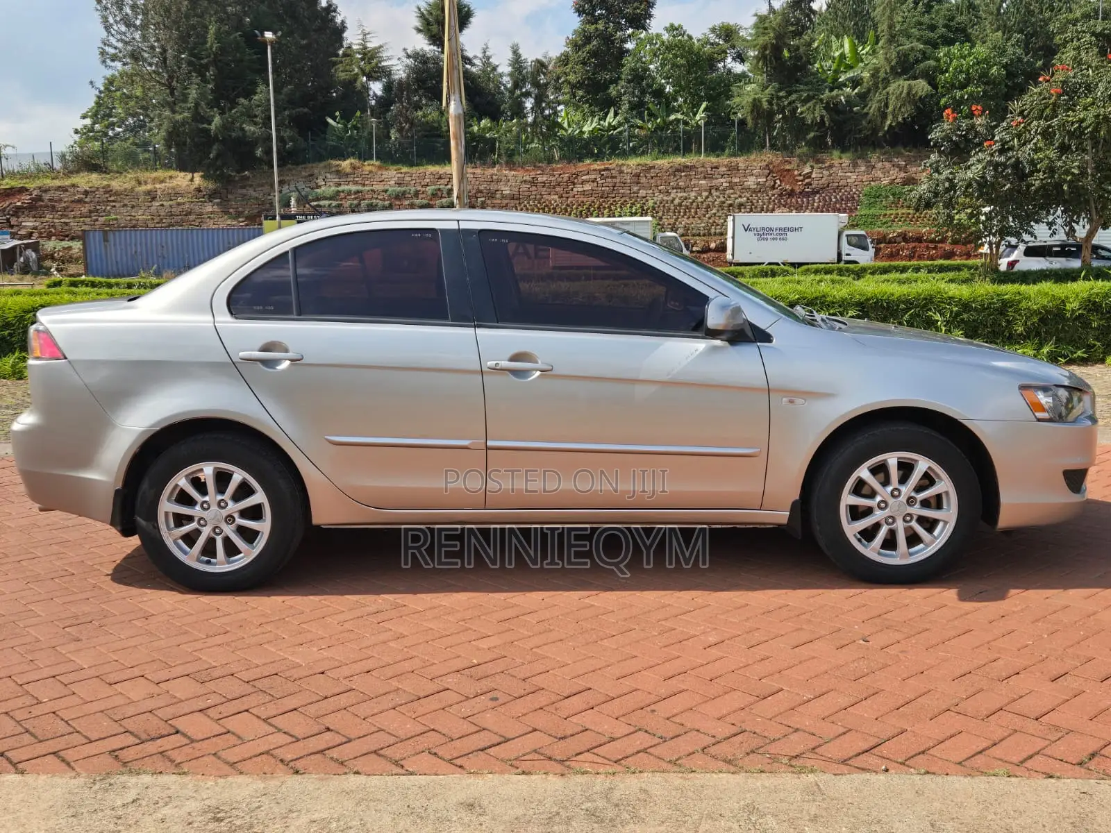 Mitsubishi Lancer 2011 Silver