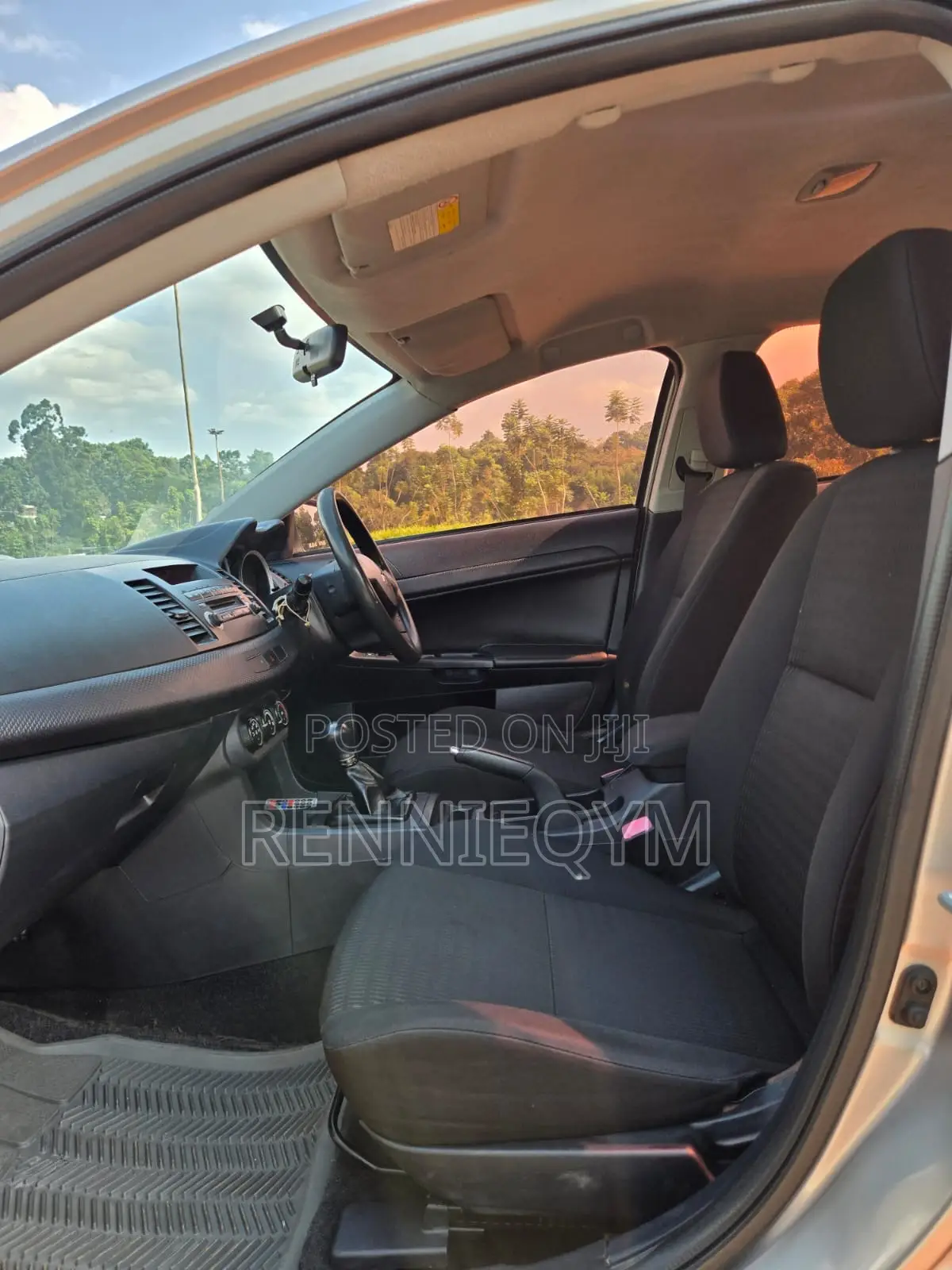Mitsubishi Lancer 2011 Silver