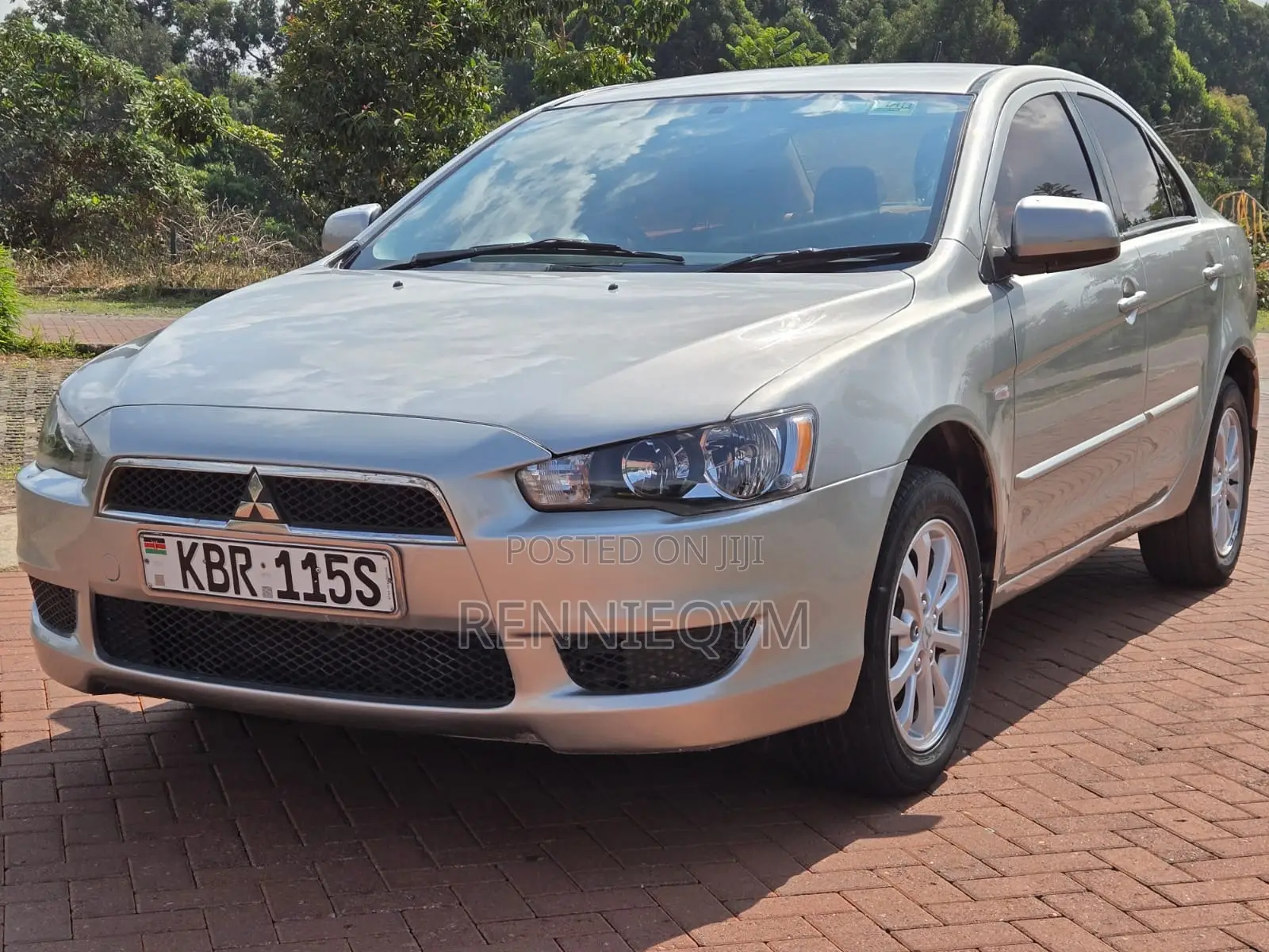 Mitsubishi Lancer 2011 Silver