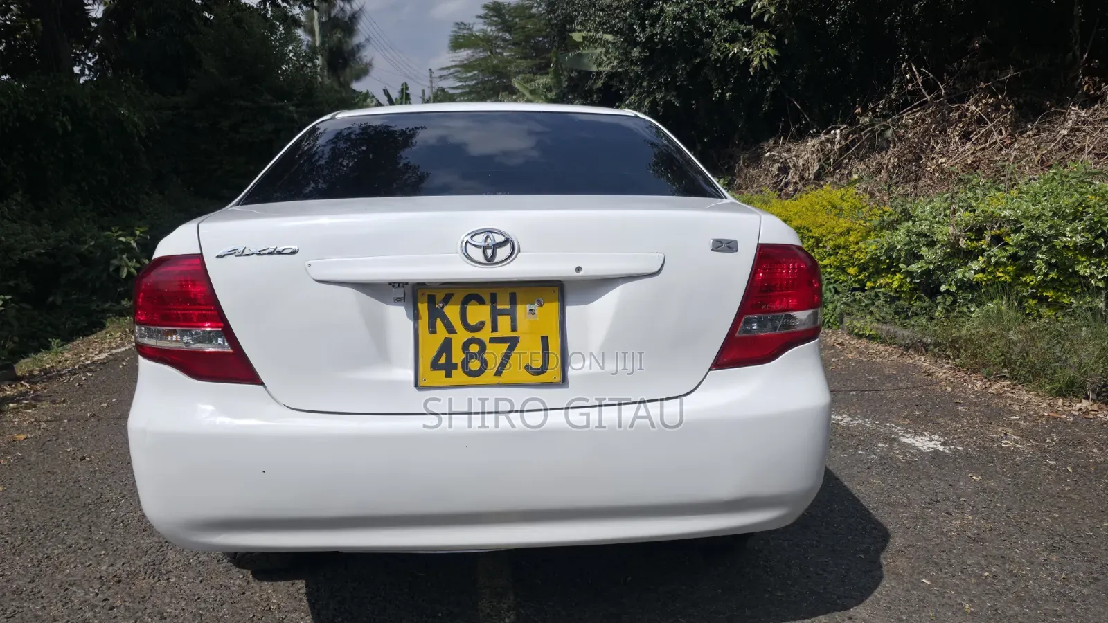 Toyota Axio 2009 White