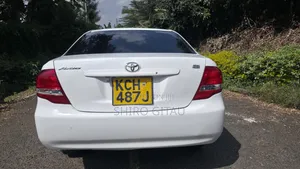 Toyota Axio 2009 White