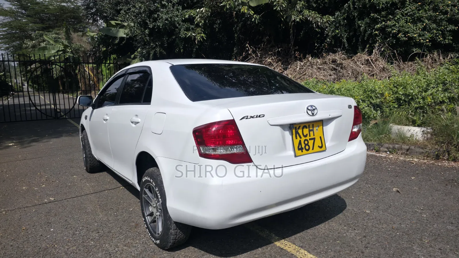 Toyota Axio 2009 White