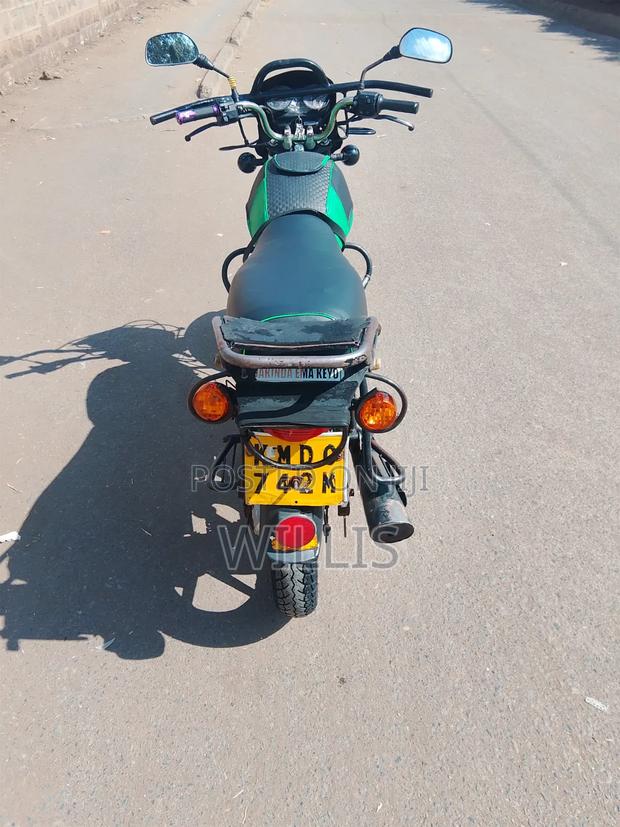 Bajaj Boxer 150 UG 2016 Red