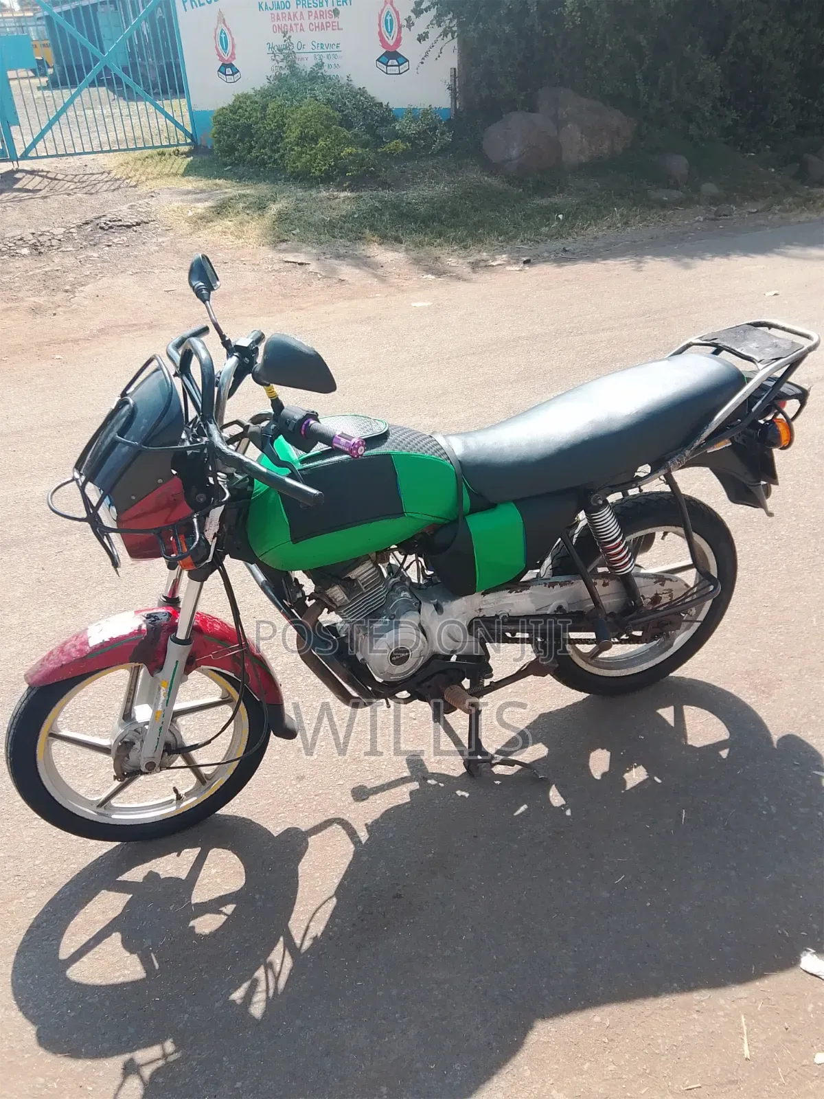 Bajaj Boxer 150 UG 2016 Red