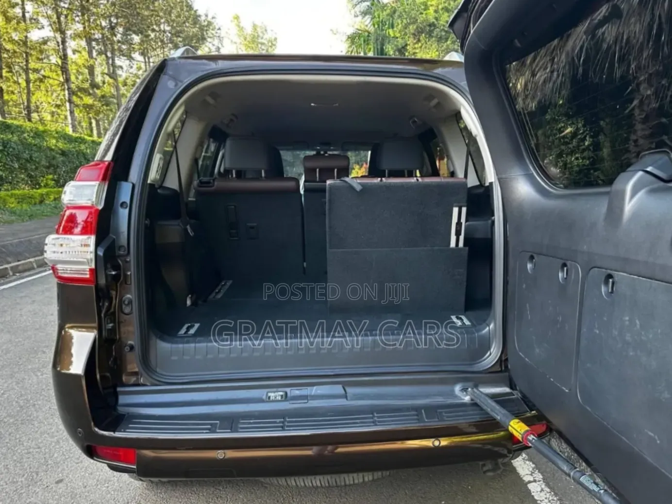 Toyota Land Cruiser Prado 2017 Brown