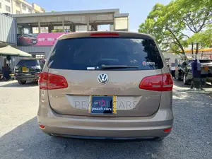 Volkswagen Sharan 2014 Gold