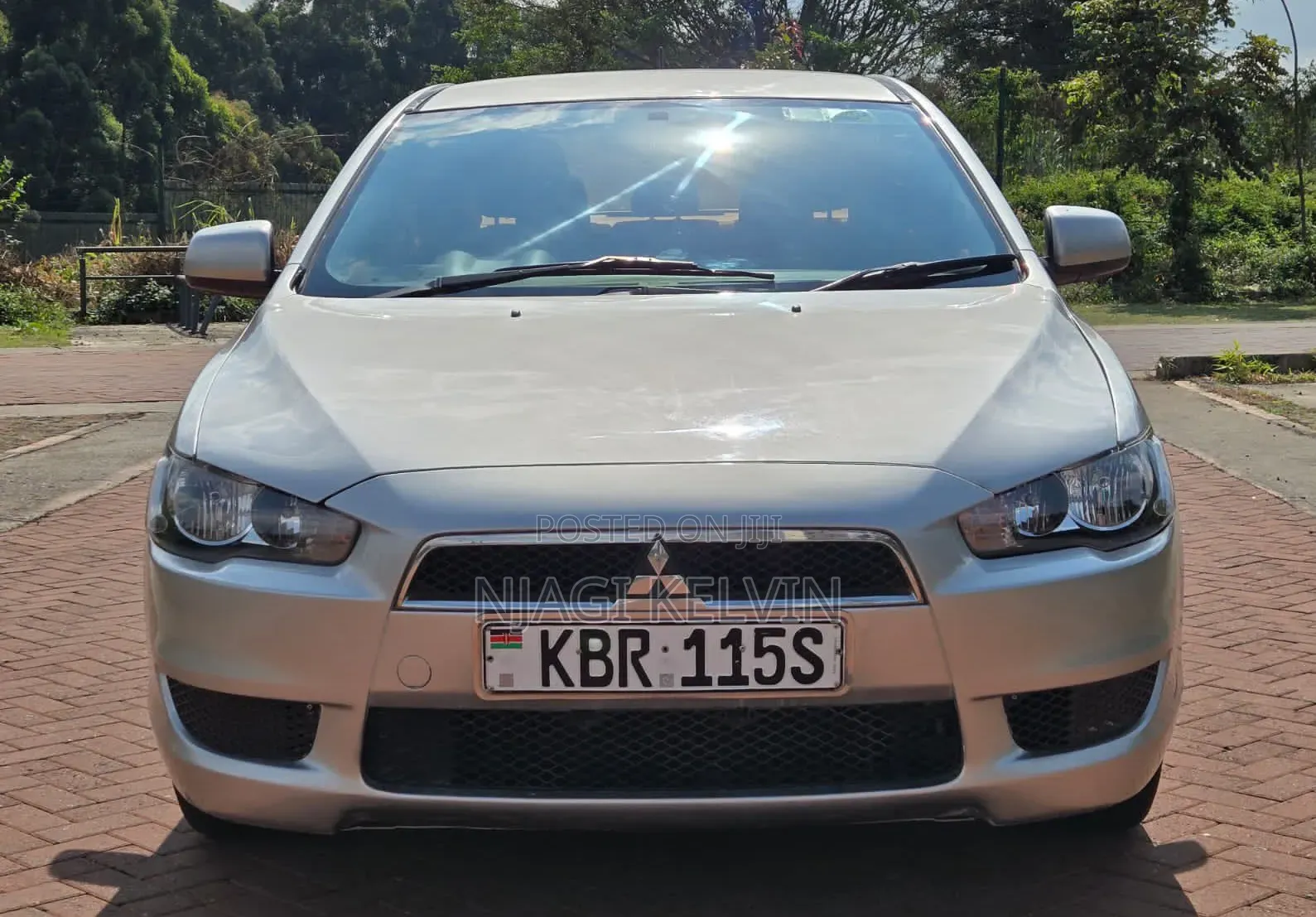 Mitsubishi Lancer 2011 Gold
