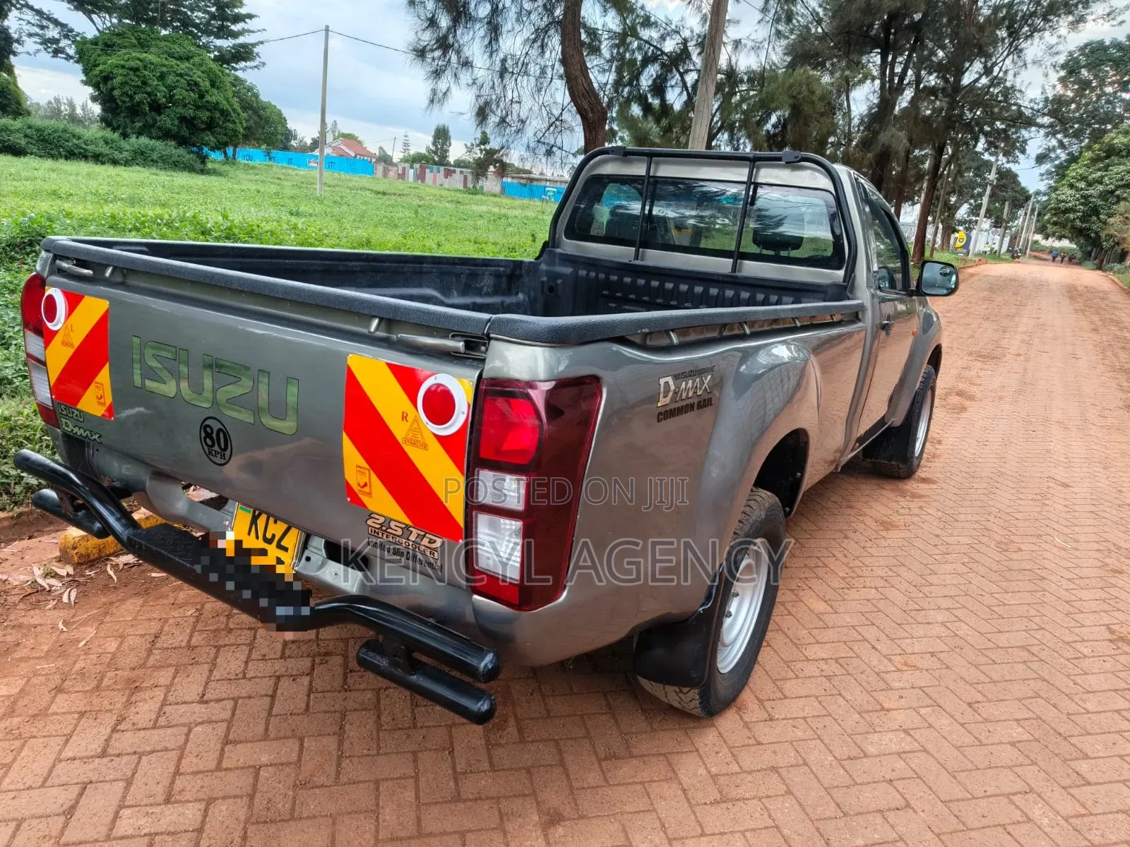 Isuzu D-MAX 2020 Gray