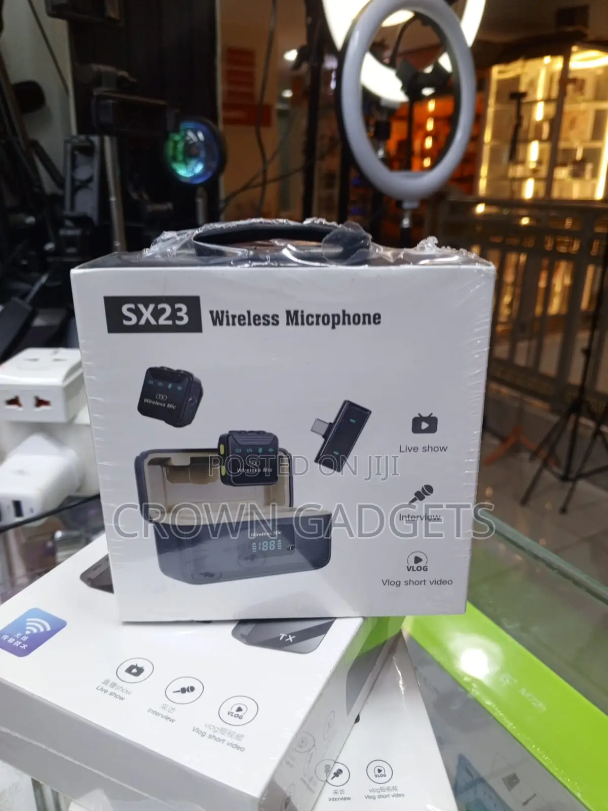 Sx23 Wireless Lavalier Microphone With Charging Case