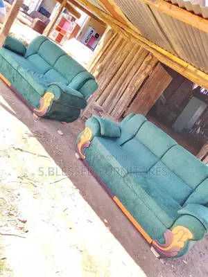 Green Kangaroo Seat