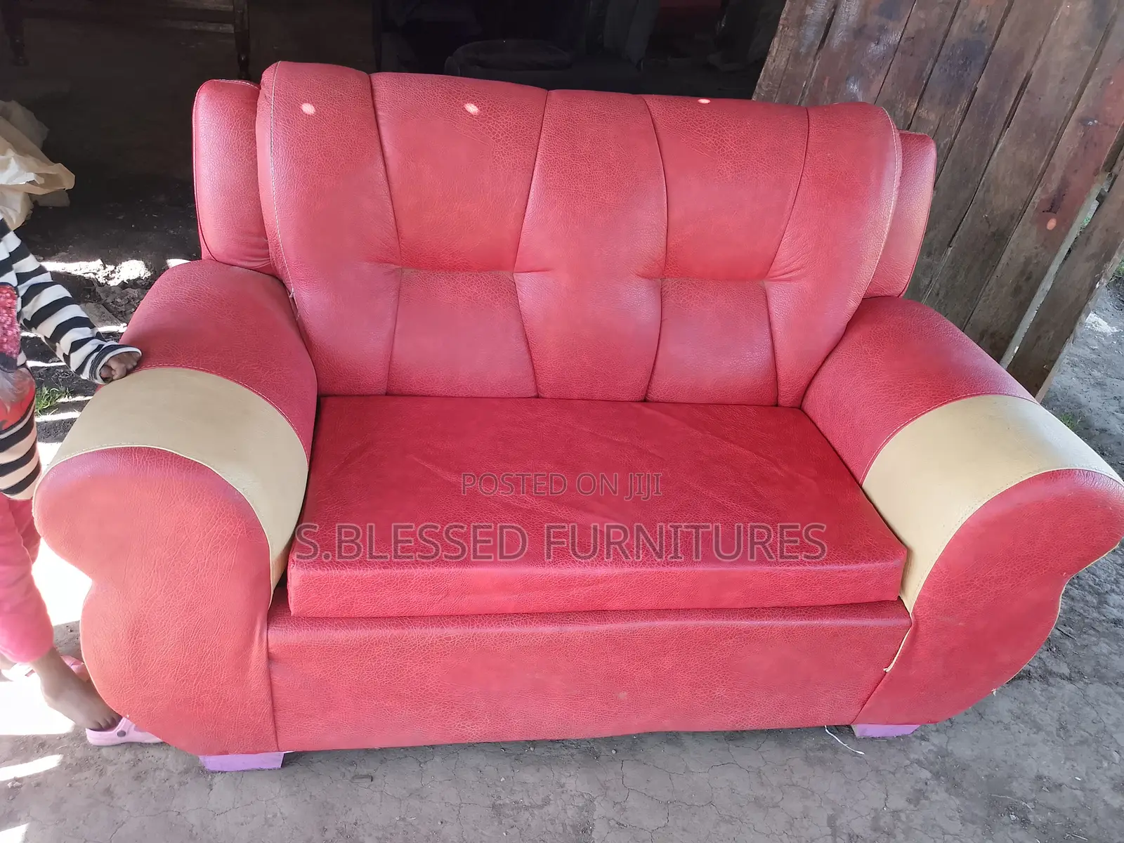 Red Permanent Seat