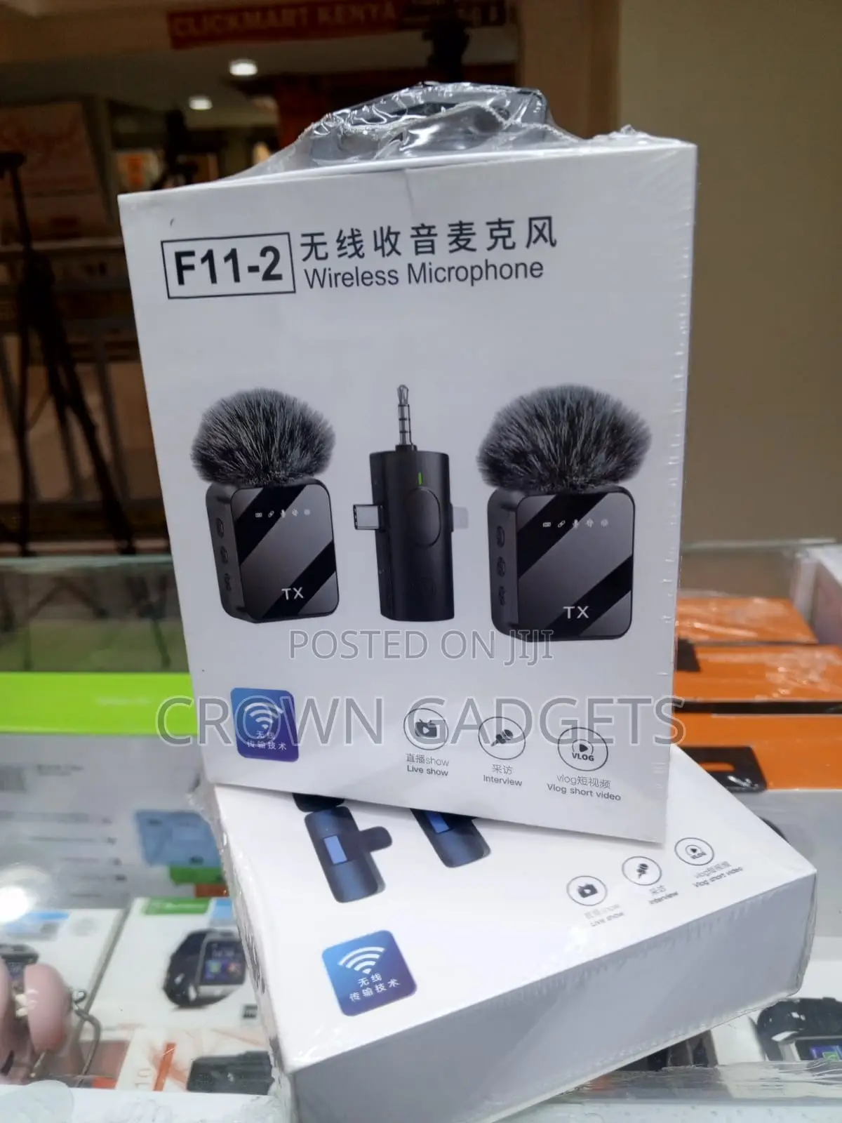F11-2 Dual Wireless Lavalier Mic With 3 in 1 Receiver
