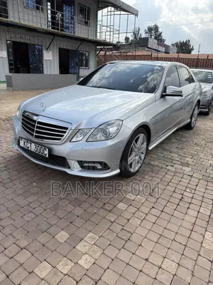 Mercedes-Benz E250 2011 Silver