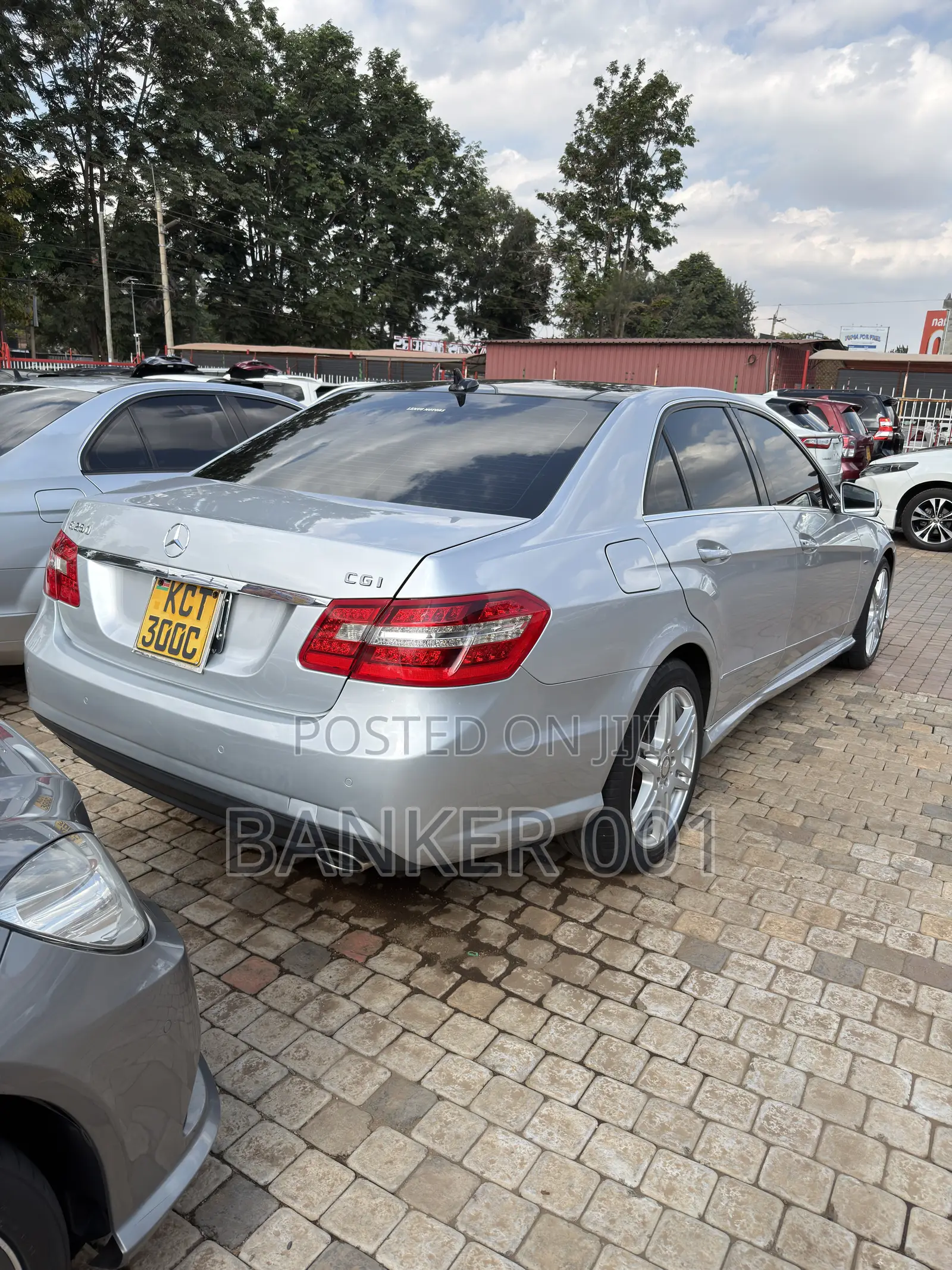 Mercedes-Benz E250 2011 Silver
