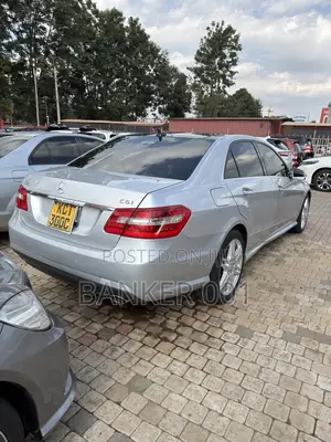Mercedes-Benz E250 2011 Silver