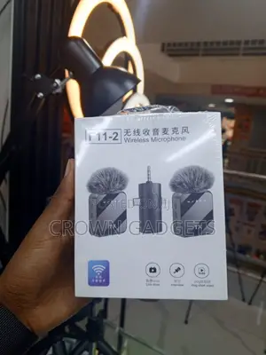 F11-2 Clip-on Microphone for Vlogging Interviews Streaming